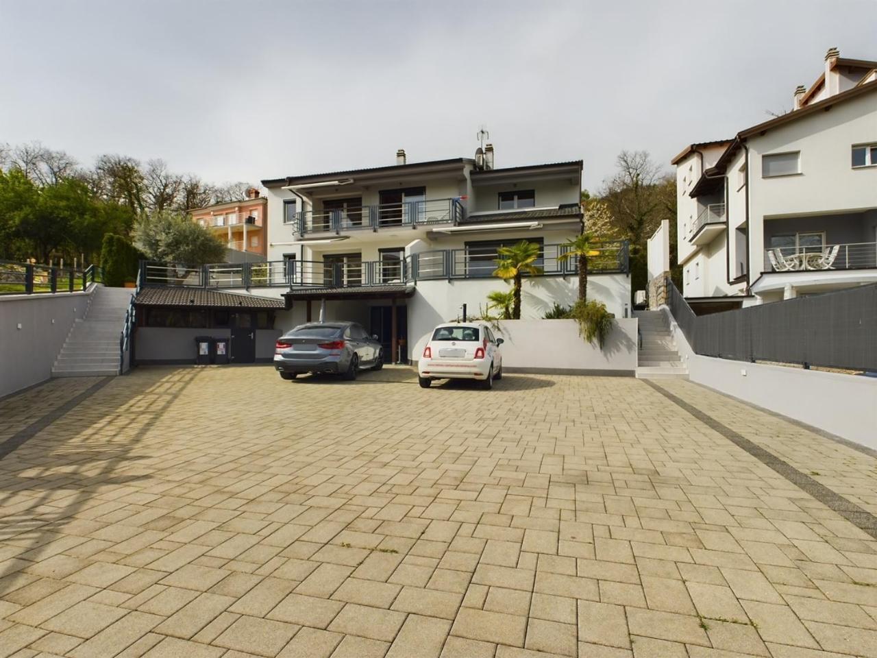 Villa Vila Lovran Eksteriør bilde